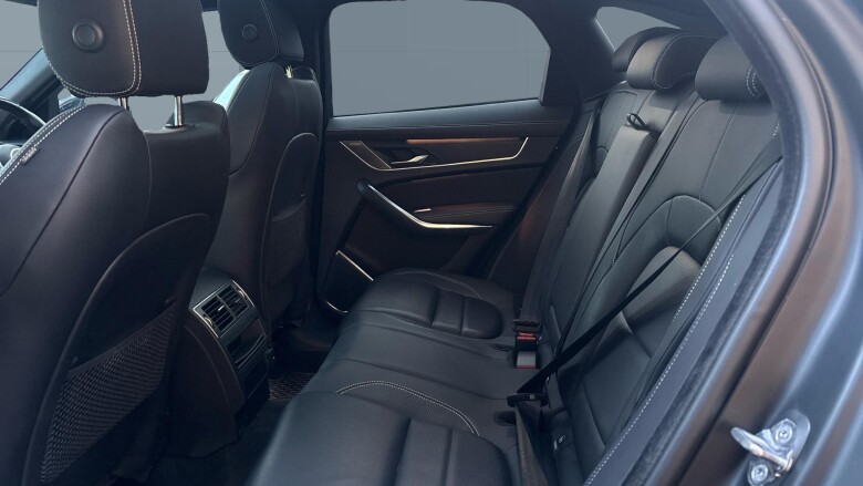 Jaguar F-Pace 3.0 D300 Sport 5dr Auto AWD Diesel Estate